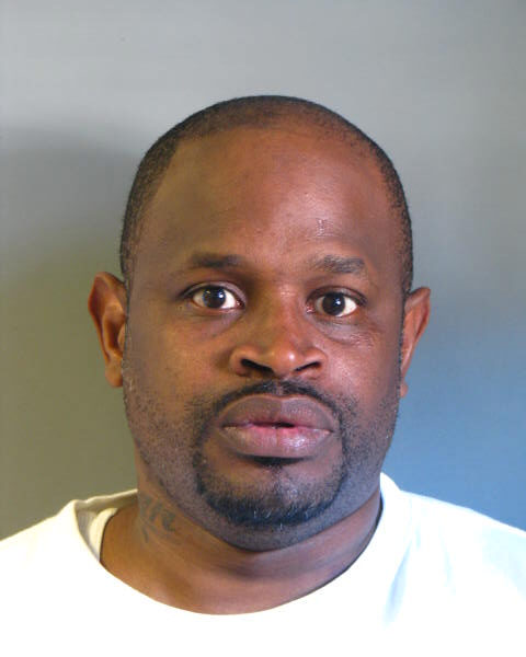 Daryl Wright, 39, is being charged with assault, grand larceny and other charges. (Photo courtesy of Nassau County Police Department)
