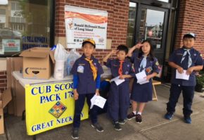 Cub Scout Pack 178 was stationed outside of King Kullen to get donations for a cause. (Photo by David Lau)