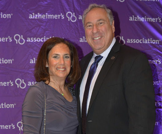 Dr. Alan Mazurek, pictured here with his wife Karen, was honored for his efforts to fight Alzheimer's disease. (Photo courtesy of the Alzheimer's Association)