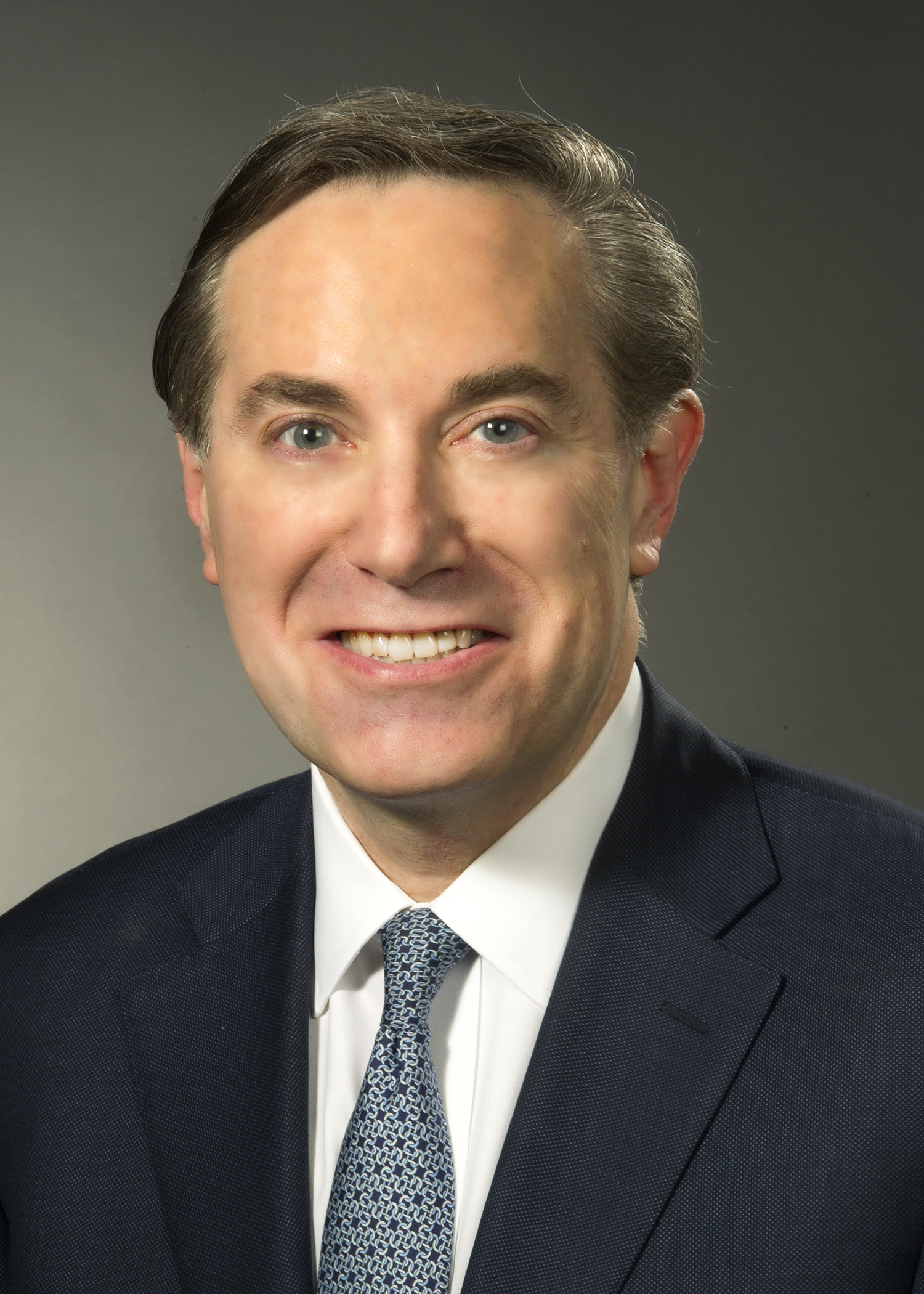 Dr. Lyle Leipziger of Great Neck has been named a top plastic surgeon in several prestigious consumer guides this year. (Photo courtesy of Robin Frank)