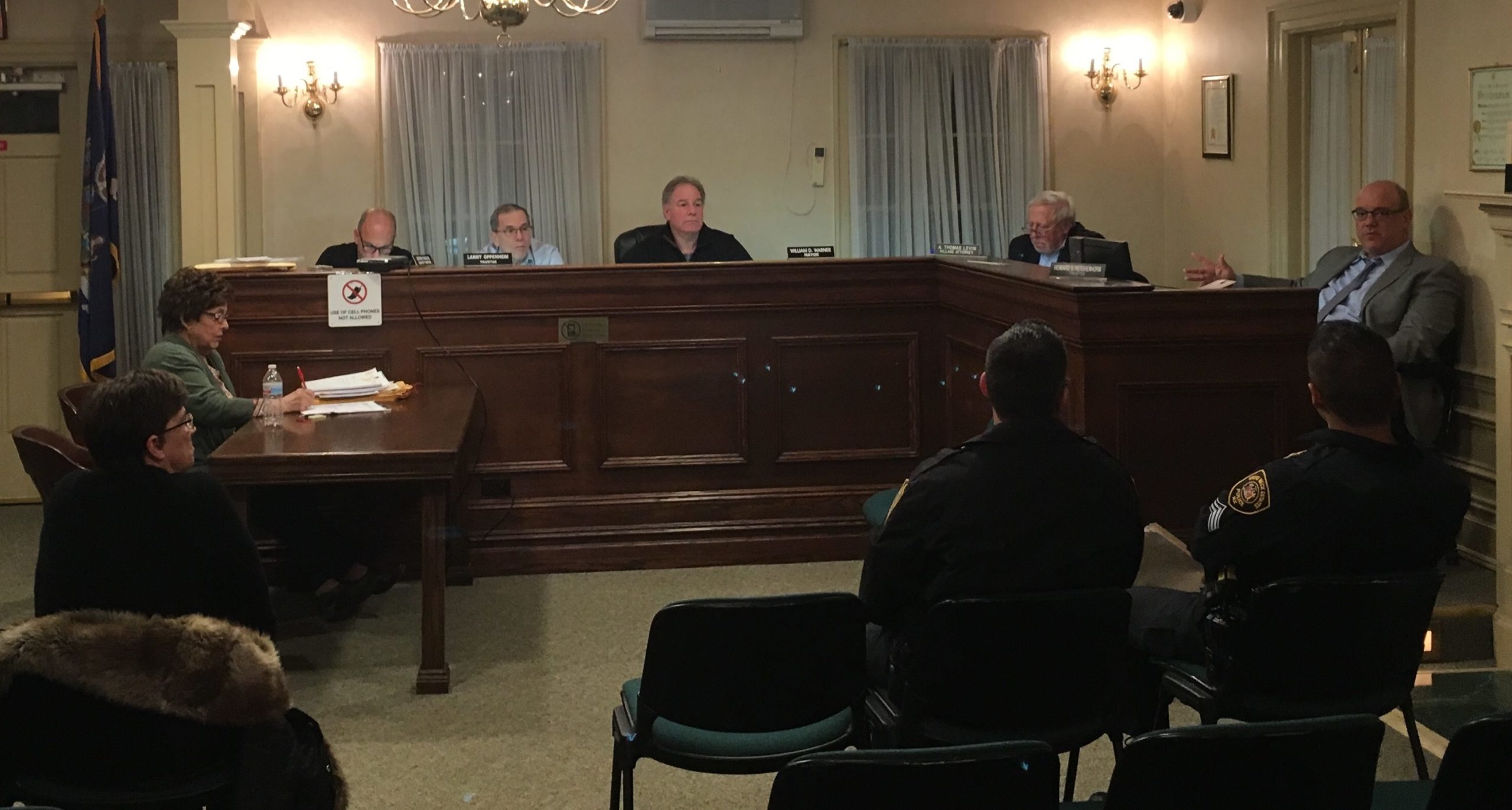 Great Neck Estates trustees adopted a policy on cellular networks and new regulations on boats on Monday night. (Photo by John Nugent)