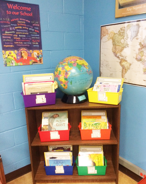 Lakeville School offers a dual language library for its students. (Photo courtesy of the Great Neck Public Schools)
