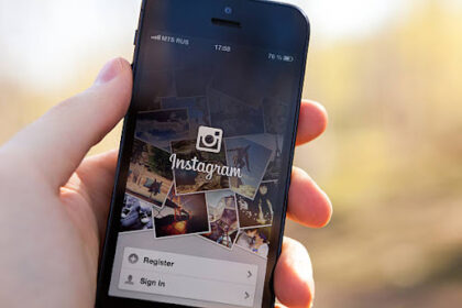 How To Link Instagram With Facebook - theislandnow